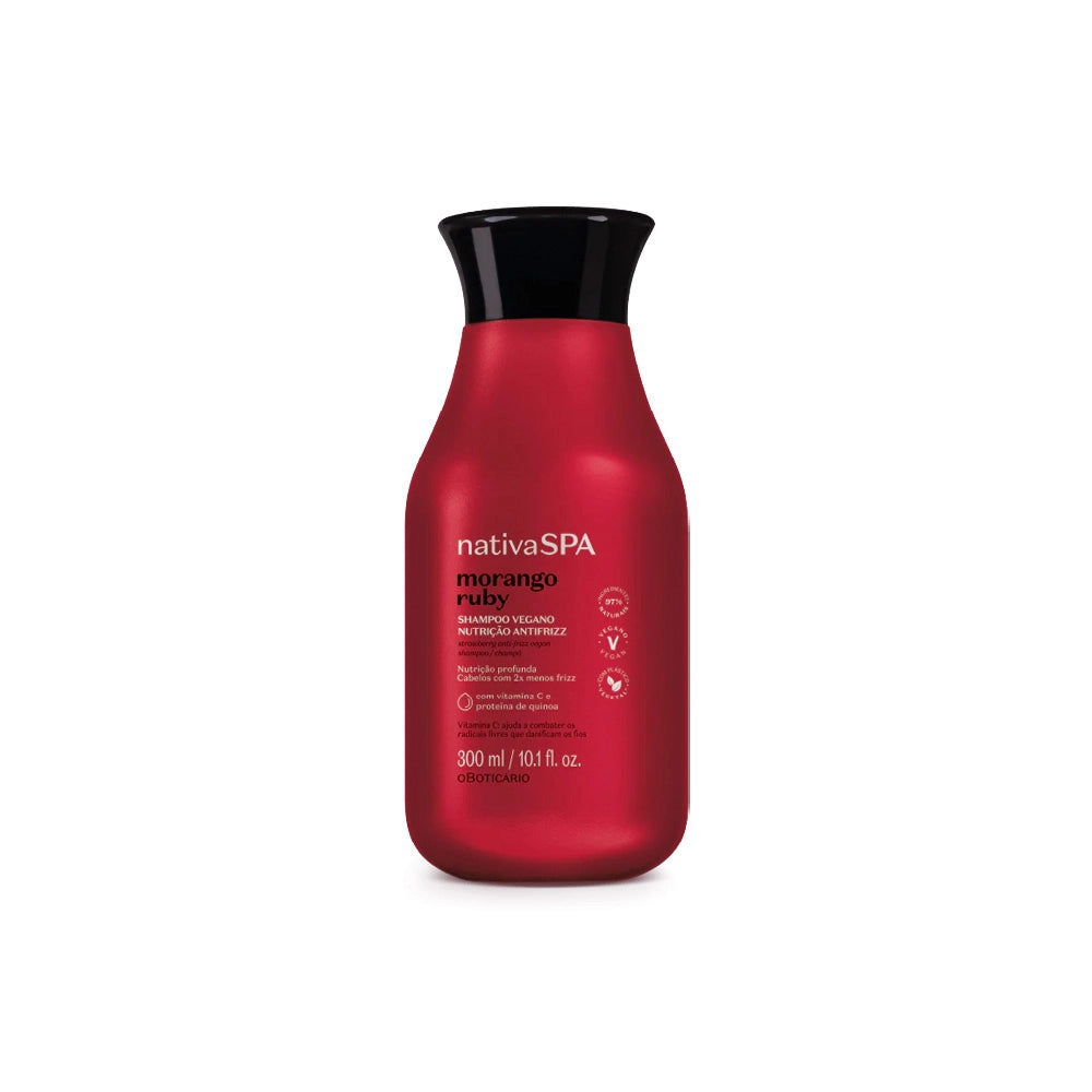 Cabelos Sedosos com Shampoo Morango Ruby Nativa SPA